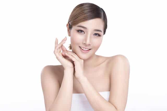 daily-habits-that-help-you-maintain-a-healthy-&-glowing-skin